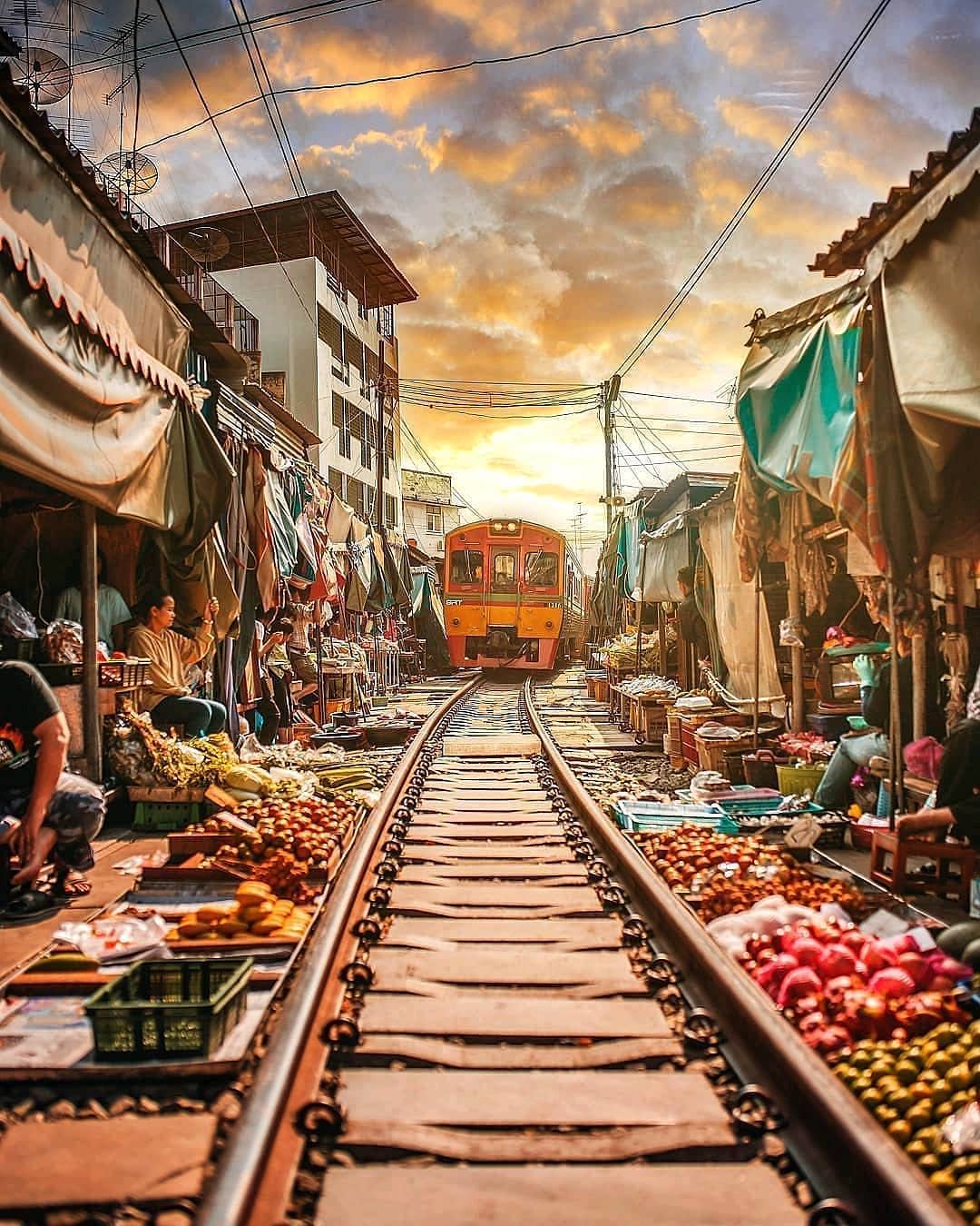 Start your journey with Mae Klong’s vibrant glow